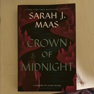 Crown of Midnight by Sarah J. Maas